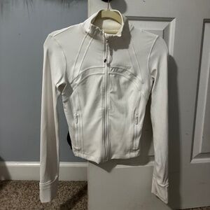 Lululemon cropped  Define jacket